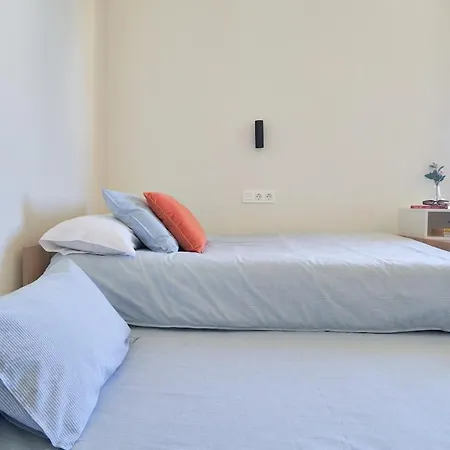 דירה Ocean Views & Remote Work *